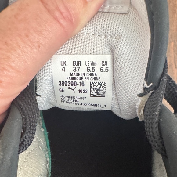 Puma Black and White Sneakers - Picture 6 of 7